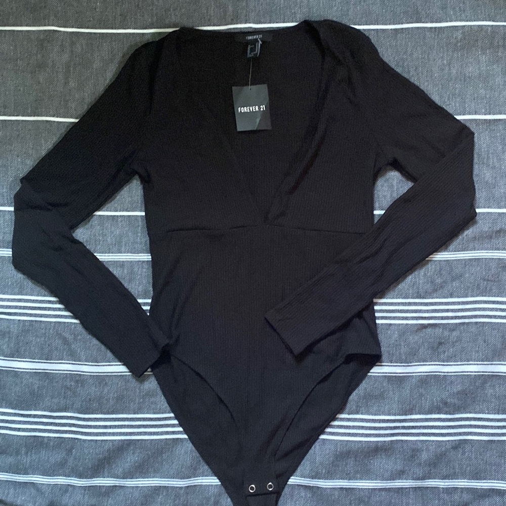 Rib-Knit Plunge Neckline Long Sleeve Bodysuit